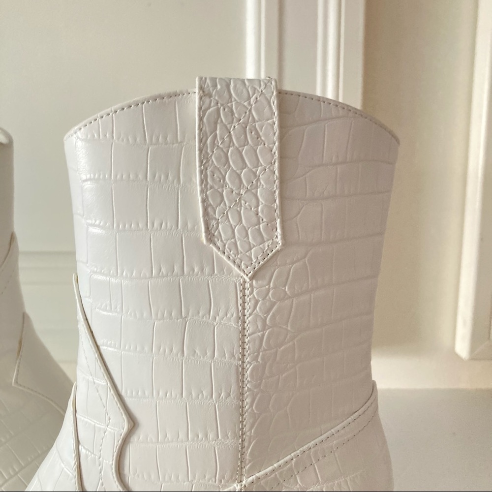 New Free People Coconuts By Matisse Vegan Daley Ankle Boot in White Sz 8.5 - Picture 7 of 8